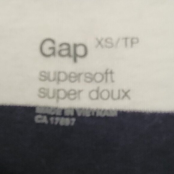 GAP Long Sleeve Tee Striped Super Soft Women's Size XS - Picture 3 of 5